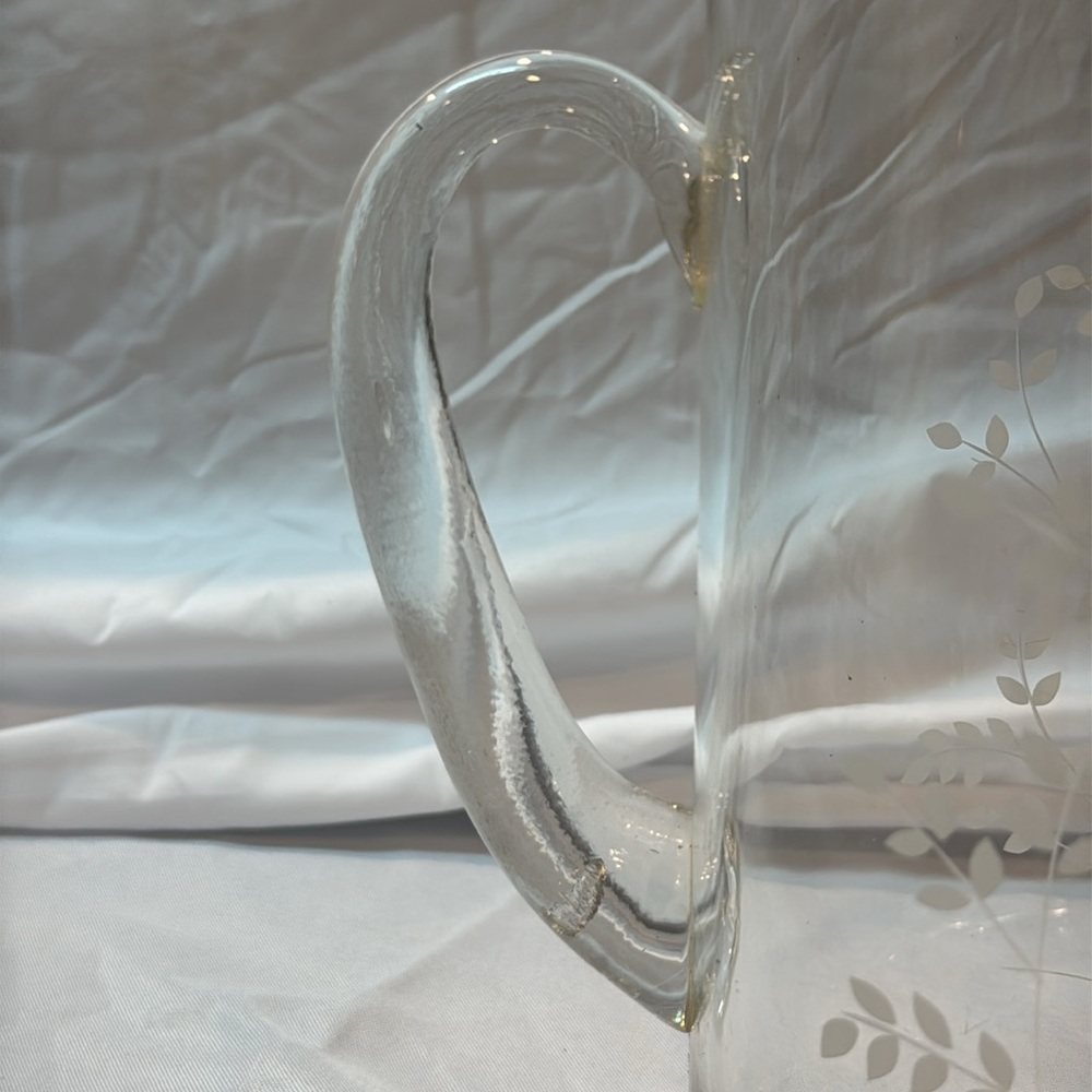 Vintage 80s Elegant Clear Glass Pitcher from Dale Moore - Picture 3 of 4